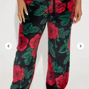 Fashion Nova Red and Green Floral Pajama Pants in 3x
